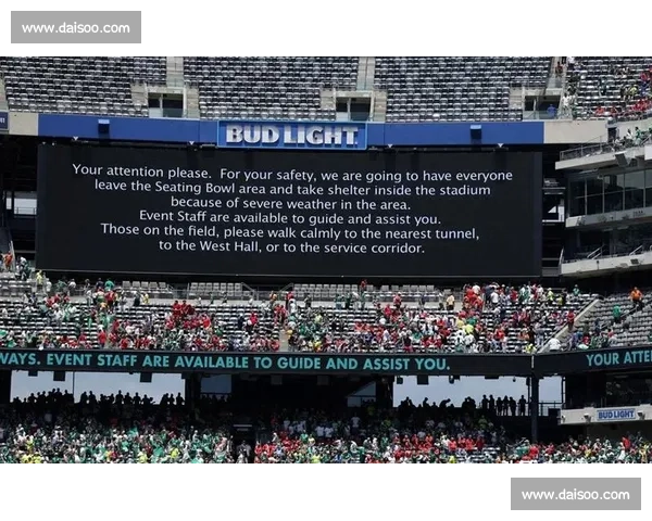 世俱杯 6 场中断警示：2026 世界杯如何应对极端天气？