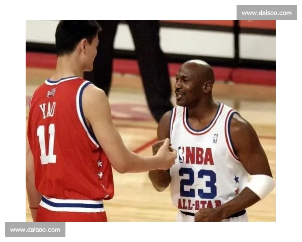 姚明：从篮球巨星到体育领袖的成长历程与时代影响