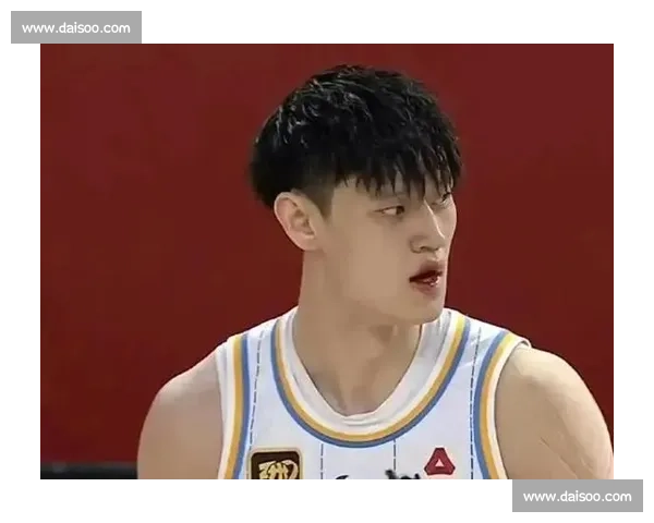 官宣！曾凡博加盟篮网，NBA 中国赛开启留洋新章