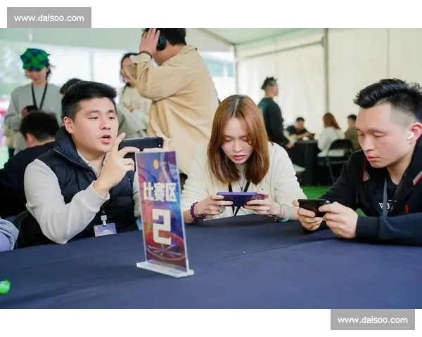 从指尖到心底，全球电竞社群活动温暖你的世界